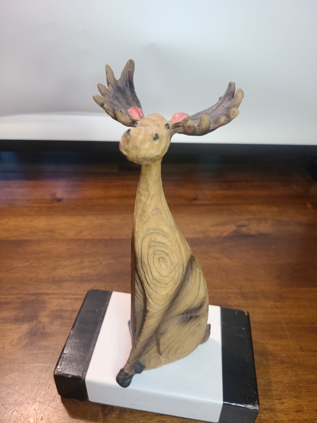 Wood Carved Sitting Moose Figurine 8 Inch
