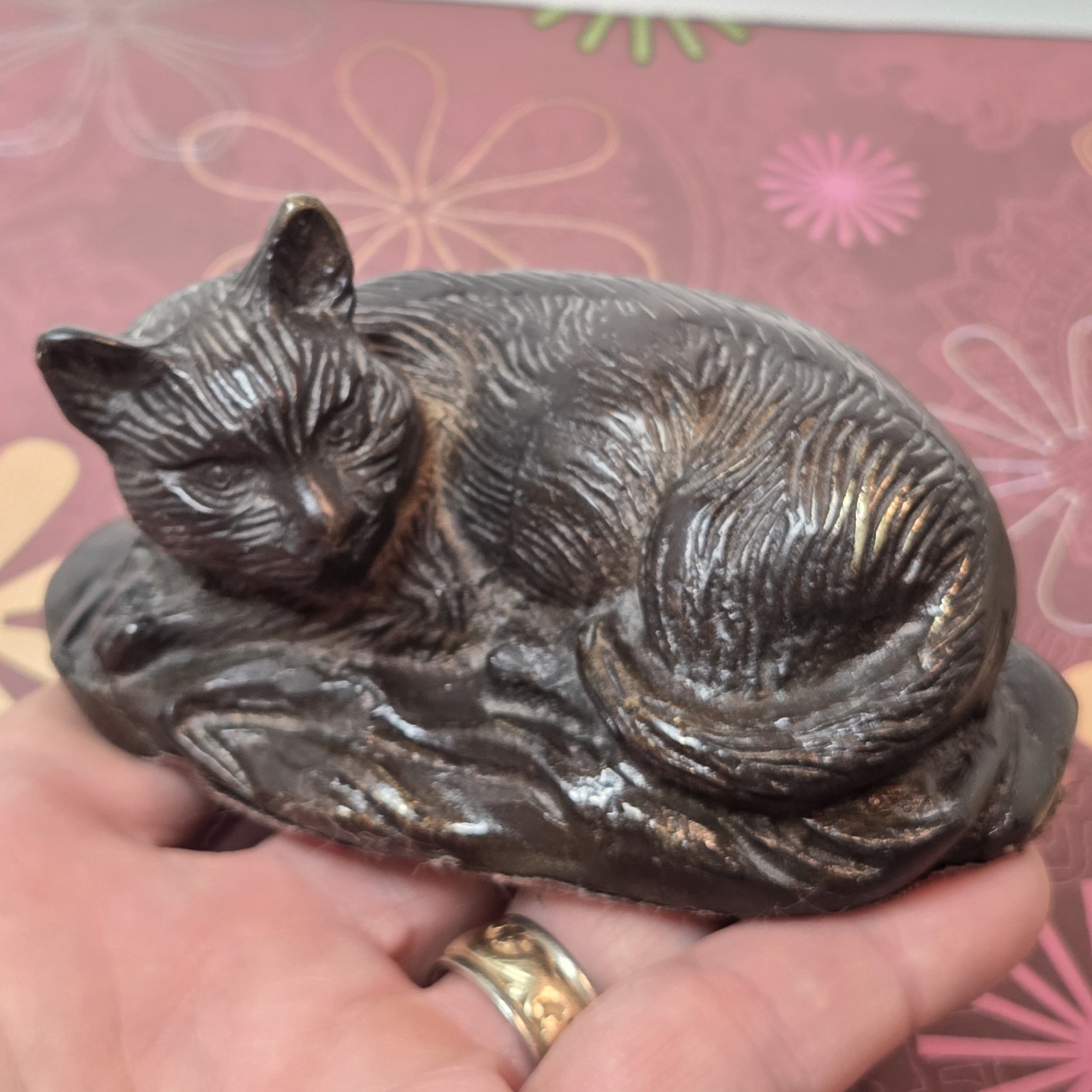 Vtg Cat Paperweight/Sculpture Bronze Look Desk Accessory Curio Piece 4″