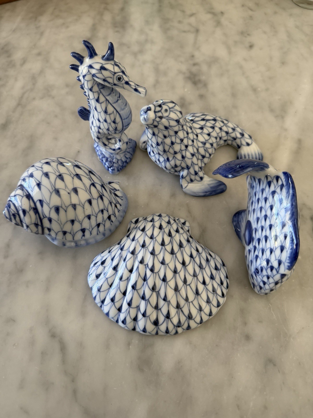 Andrea by Sadek Porcelain Fishnet Blue White Set – Seahorse, Fish, Seal, Shells