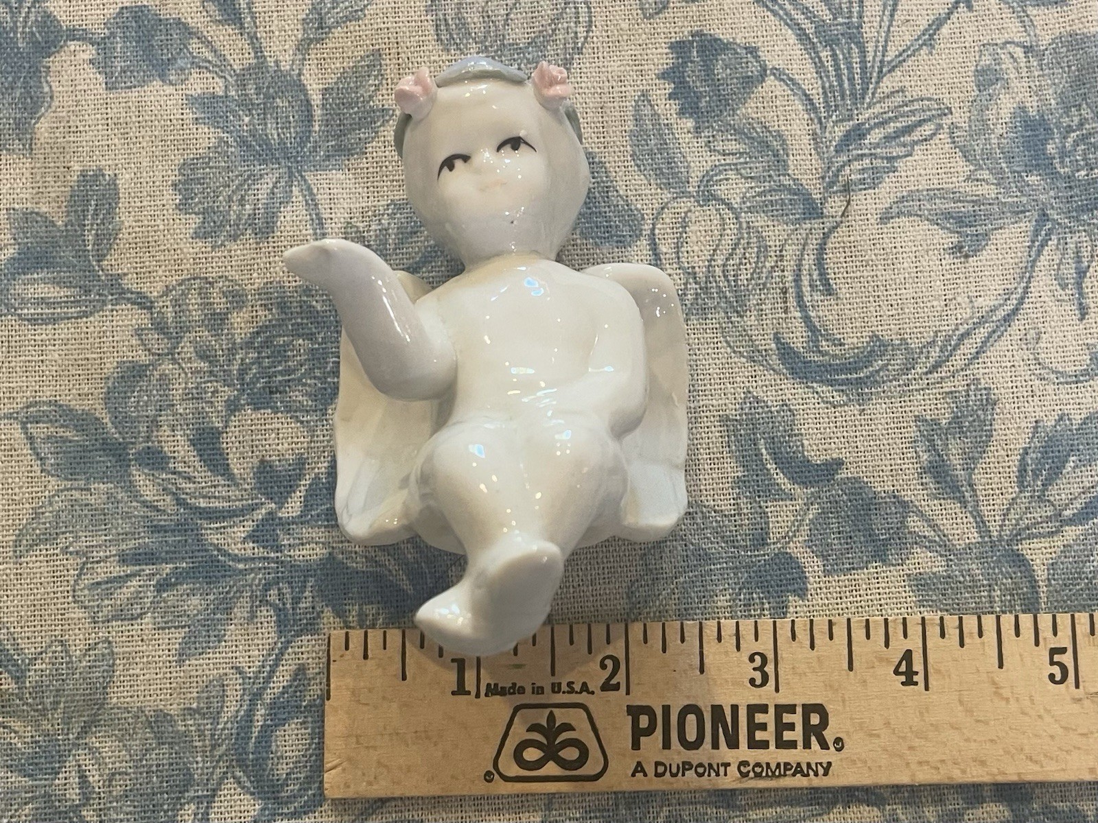 Vintage Porcelain Cherub Angel Shelf Sitter Figurine White Rose Crown Halo Ledge