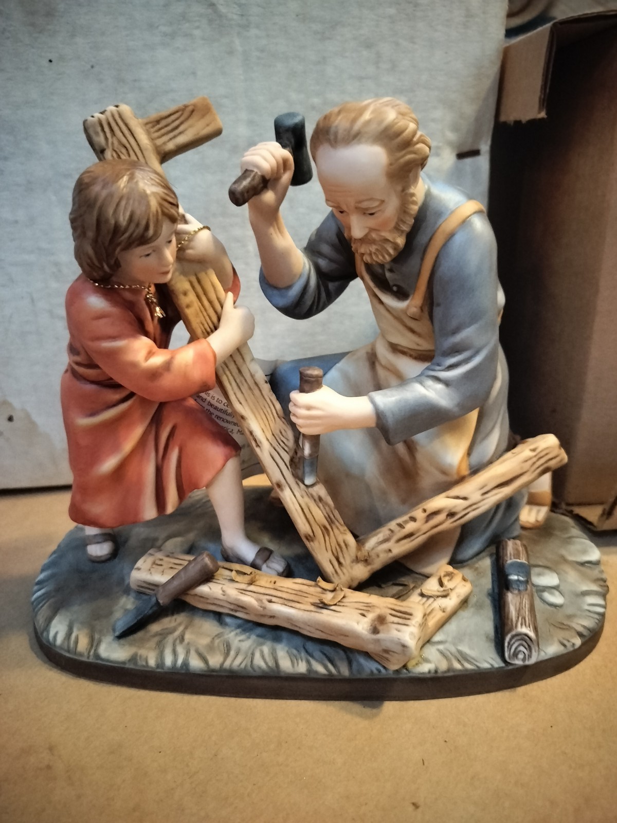 1989 Homco Masterpiece Porcelain Figurine The Carpenter 7.5” See Photos Vintage
