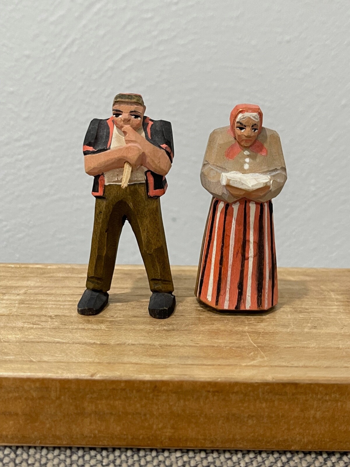 Vintage Swiss Wood Carved Pair of Figurines Couple Man & Woman
