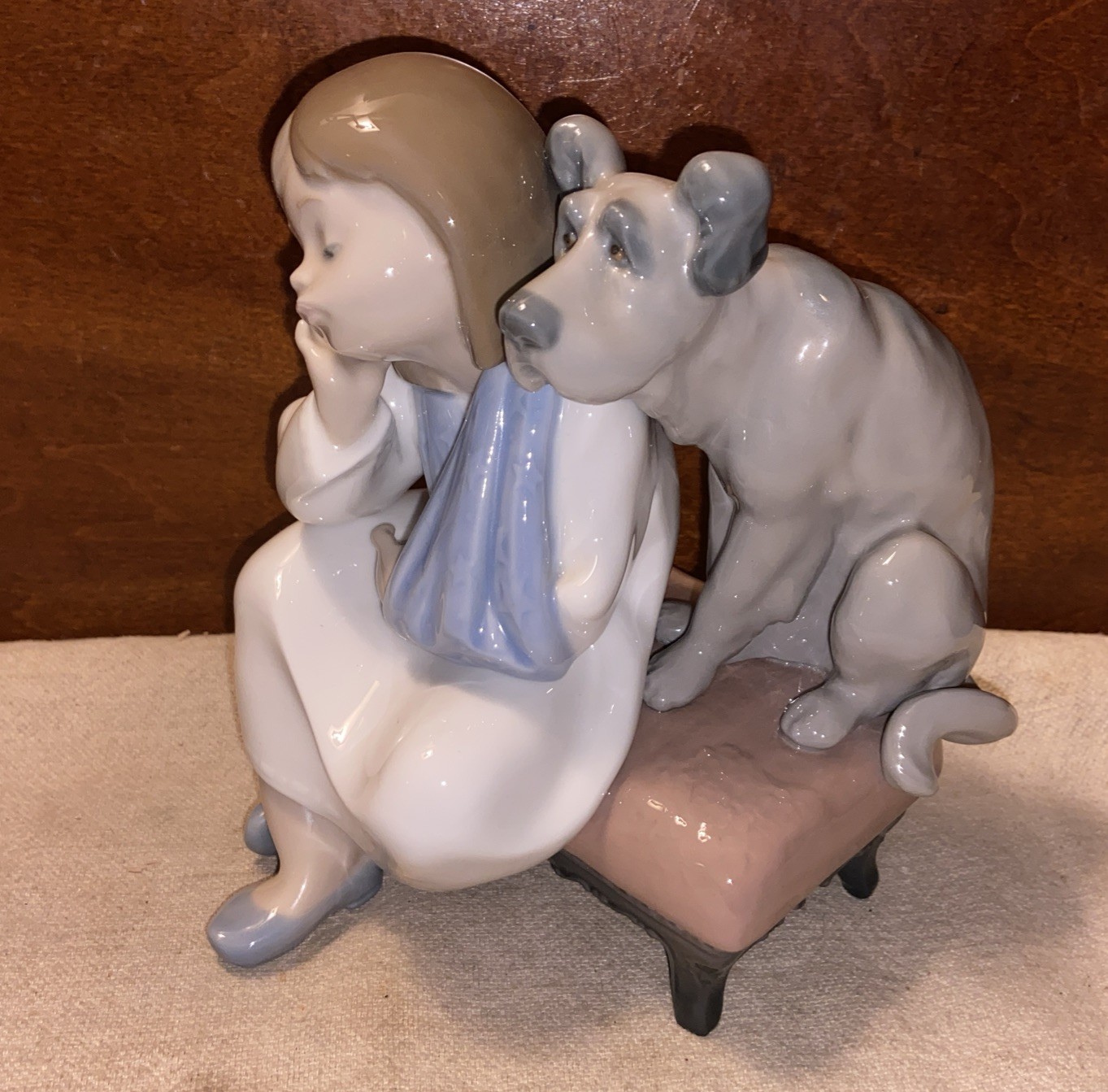 Lladro Spain “WE CAN’T PLAY” #5706 Porcelain Figurine, Retired – Loose, No Box