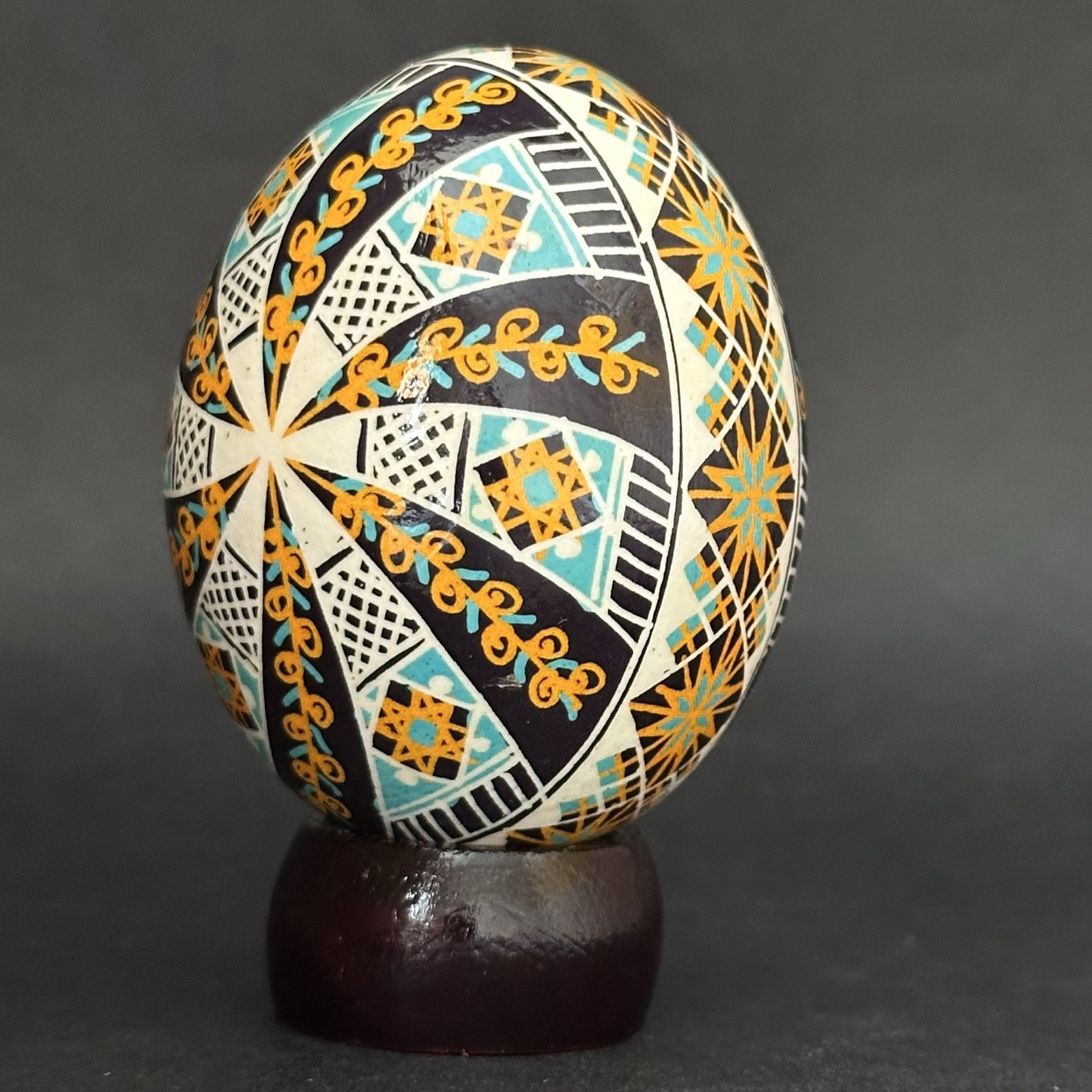 Real Ukrainian Pysanky.Chicken Hand Made Hutsul Pysanka. Easter Eggs.