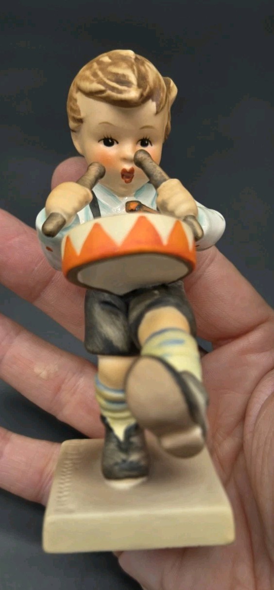 Goebel Hummel Figurine Little Drummer, #240 TMK4, 4.5″ tall, West Germany