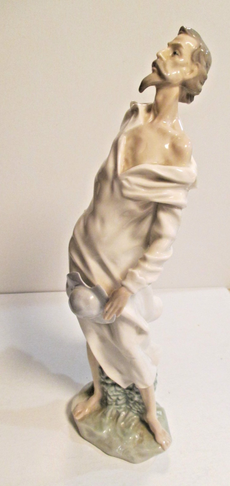 LLADRO NAO DON QUIXOTE Standing with Sword Figurine 11.5 in. BROKEN SWORD Vtg