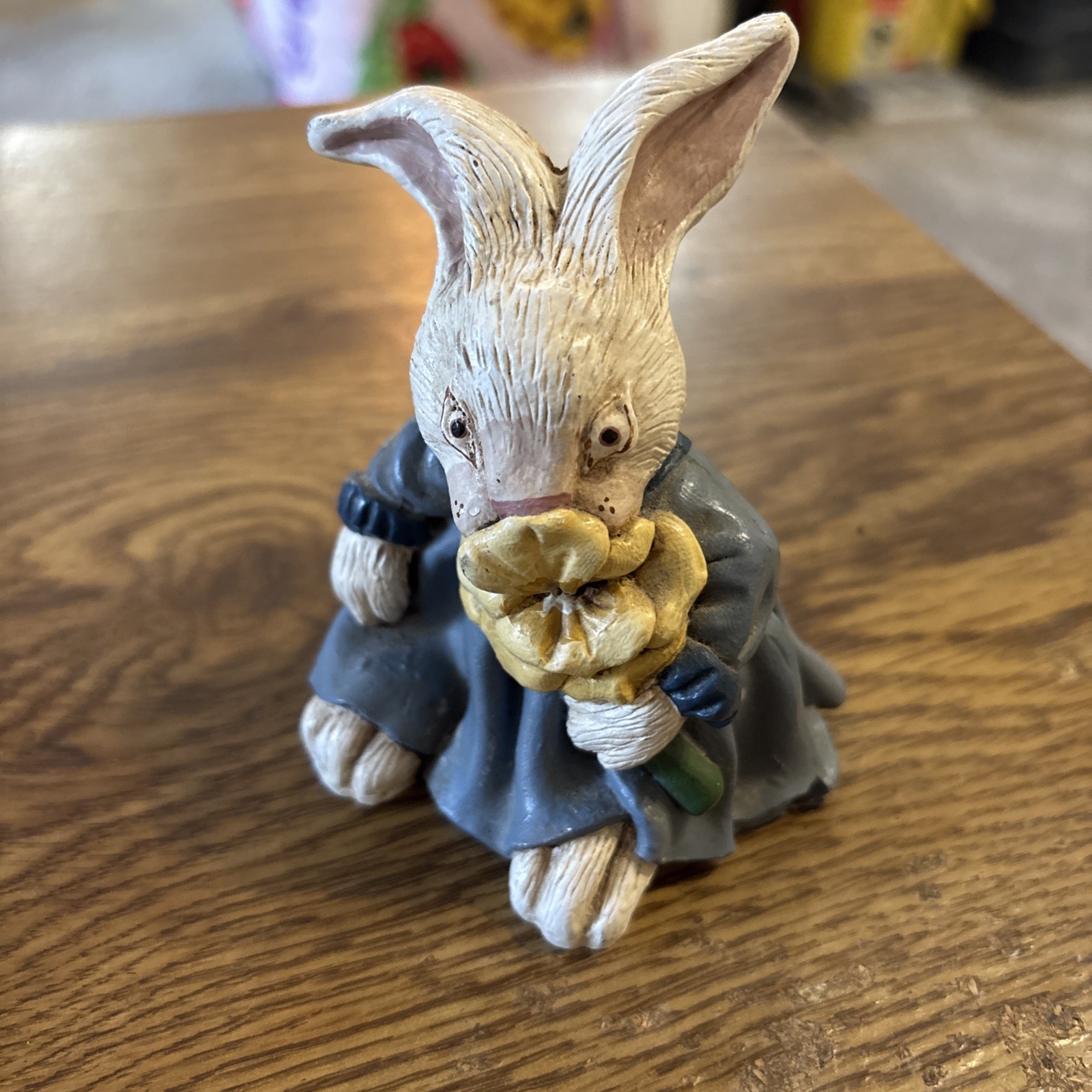 Tender Times TT Bunny Rabbit Smelling Flowers Figurine Resin 4″T