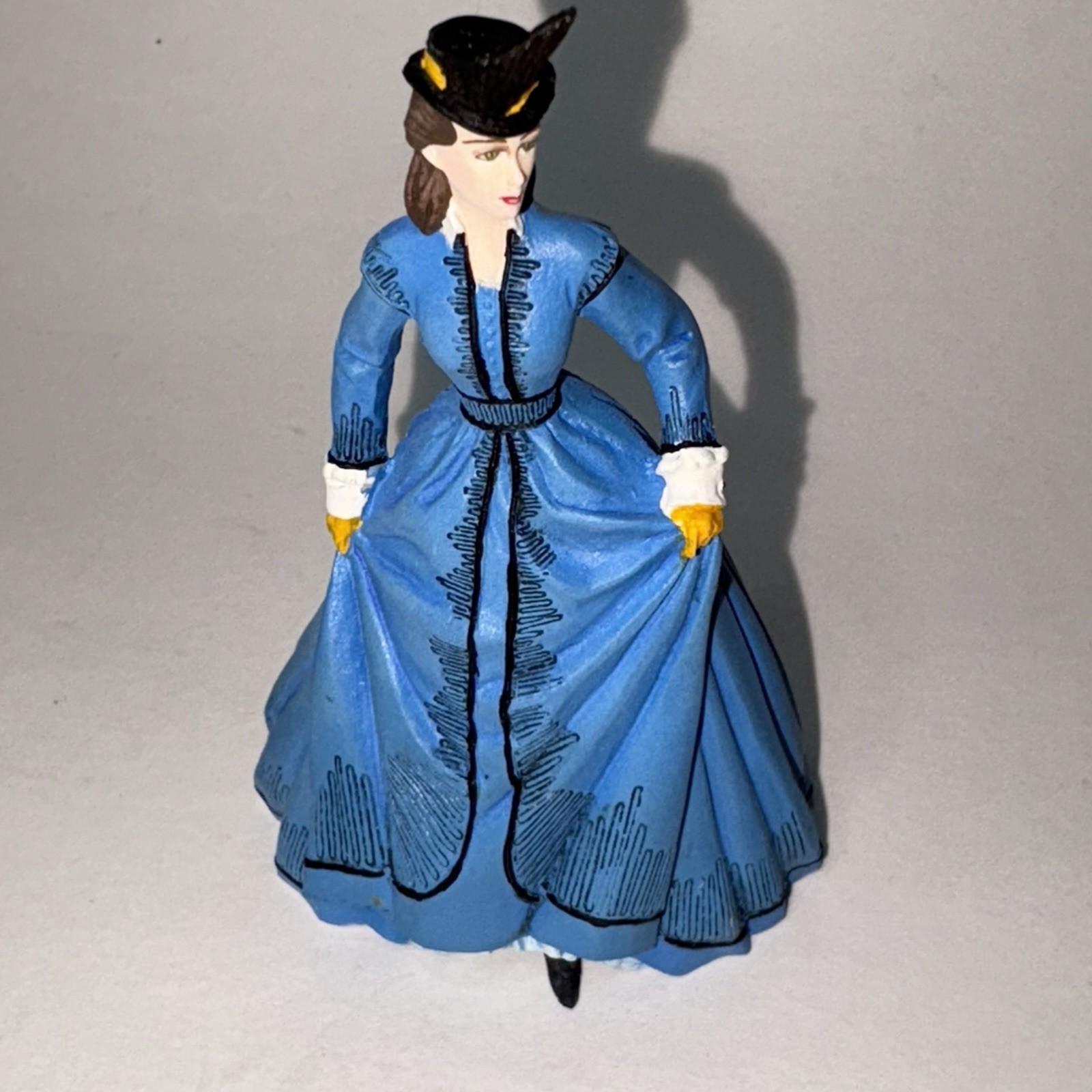Franklin Mint Gone With The Wind Scarlett O’Hara Her Courage Shanty Dress 1991