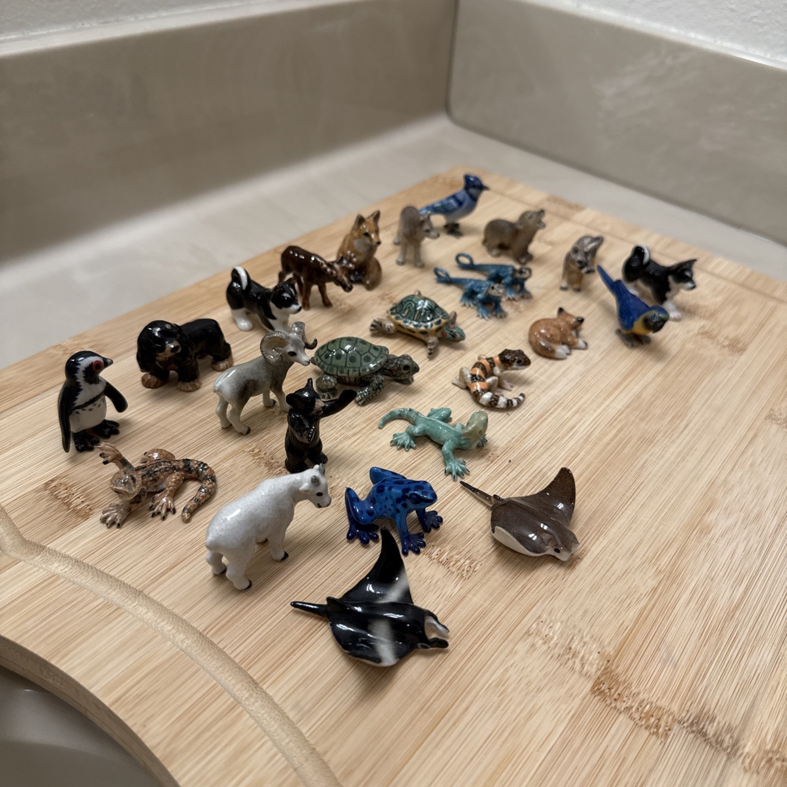 Lot of 25 Little Critterz Porcelain Animal Figures