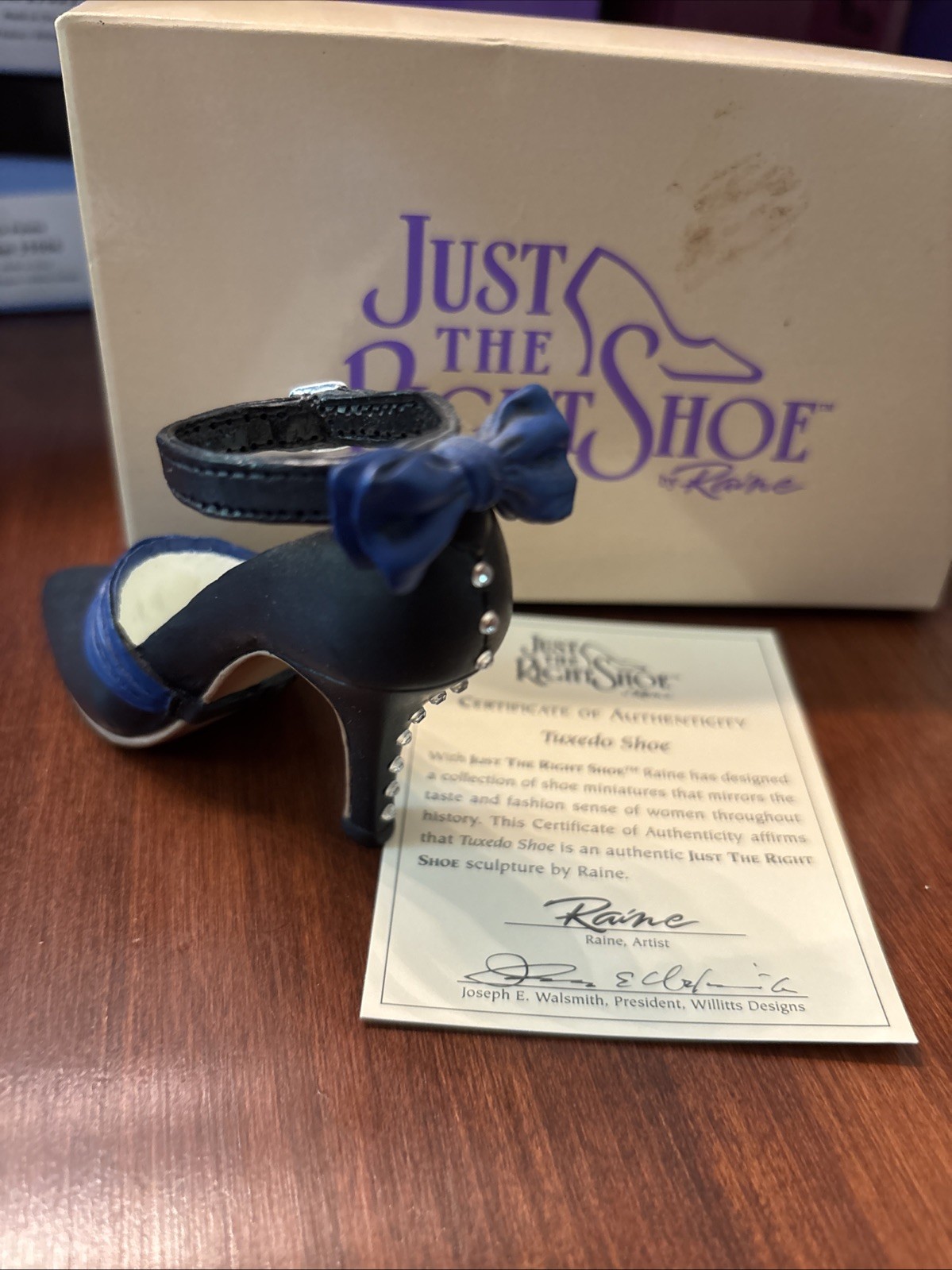 Just the Right Shoe By Raine “1999 GCC Early Introductions Tuxedo” #25062 In Box