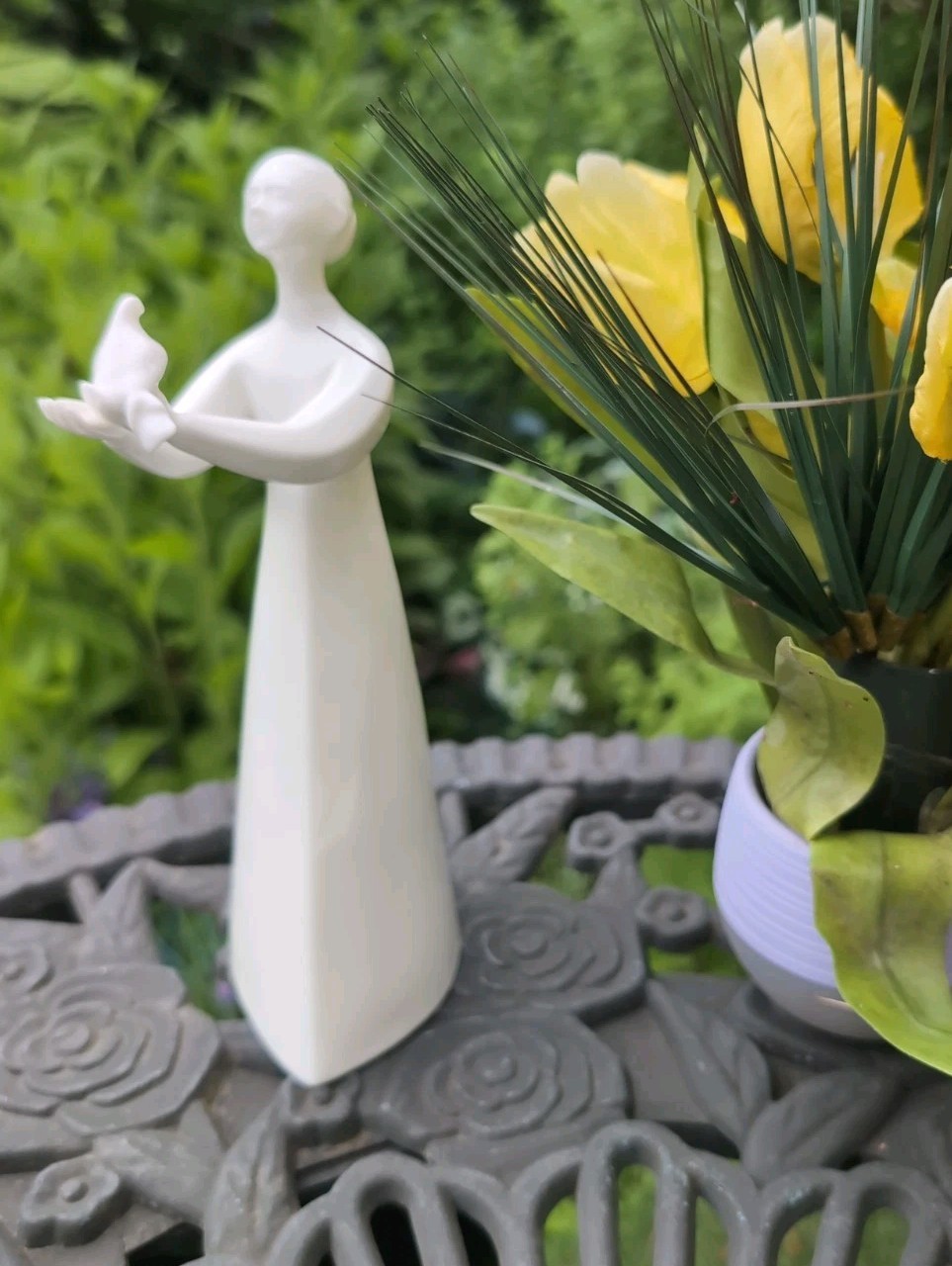 Royal Daulton Peace Porcelain Angel Lady Dove Statue English 1988 Minimalist