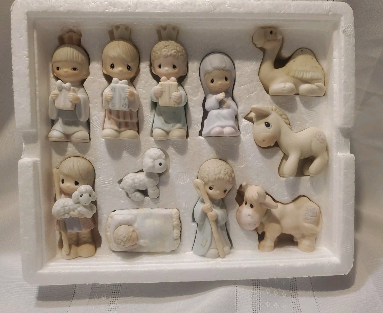 Enesco Precious Moments Come Let Us Adore Him 11 Pc Nativity Set 1982 E2395 L6