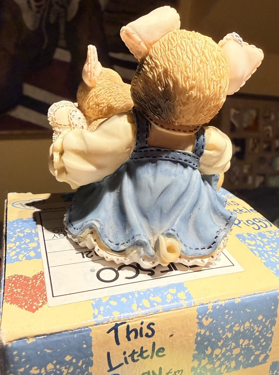This Little Piggy Figurine Mama Pig & Baby Love You Till Pigs Fly W/ Orig. Box
