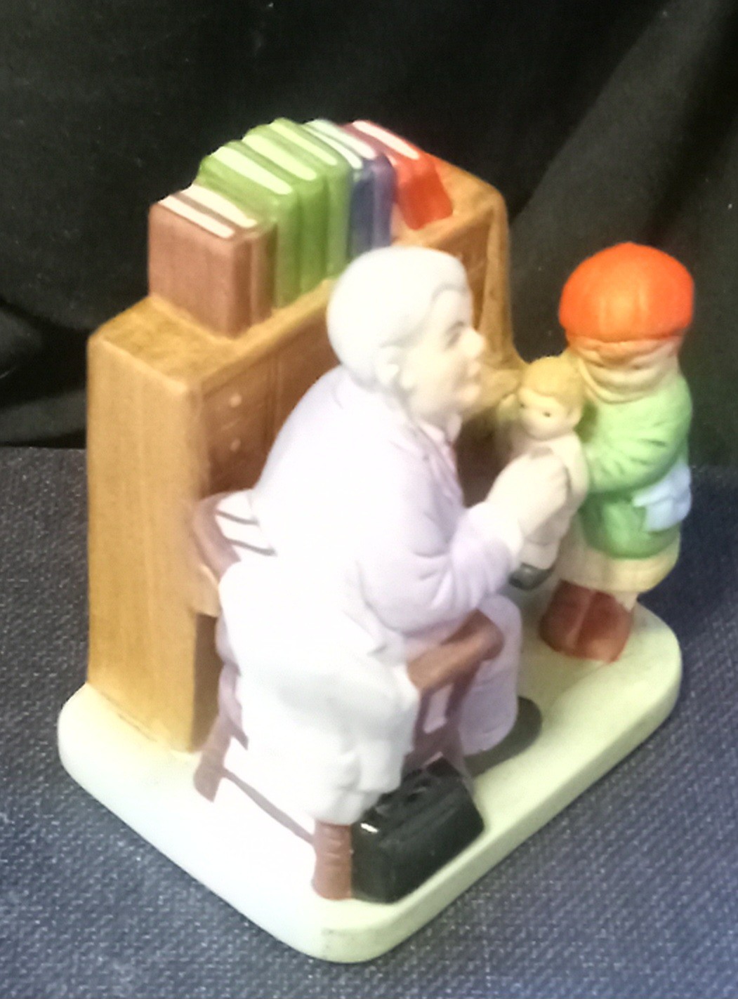 Whimsical DANBURY MINT “Doctor and Doll” Figurine 1989 (3.0 x 2.5 x 3.5 in)