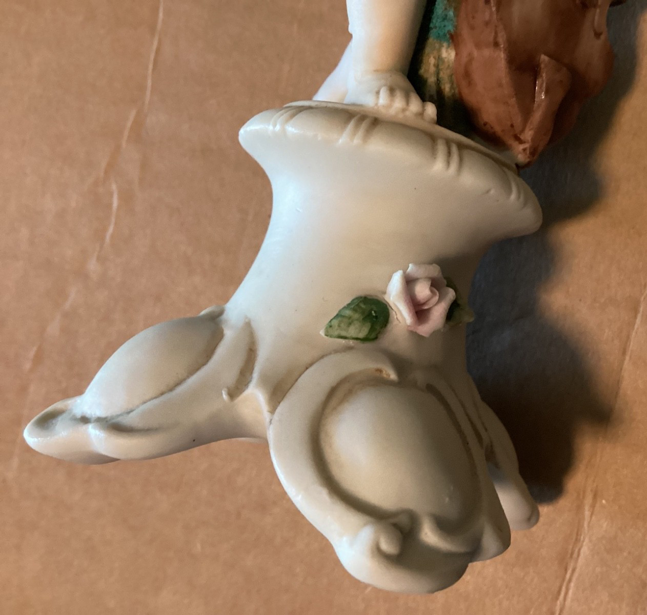 VINTAGE CHERUB FIGURINE PORCELAIN WITH MUSICAL INSTRUMENT 6.25”
