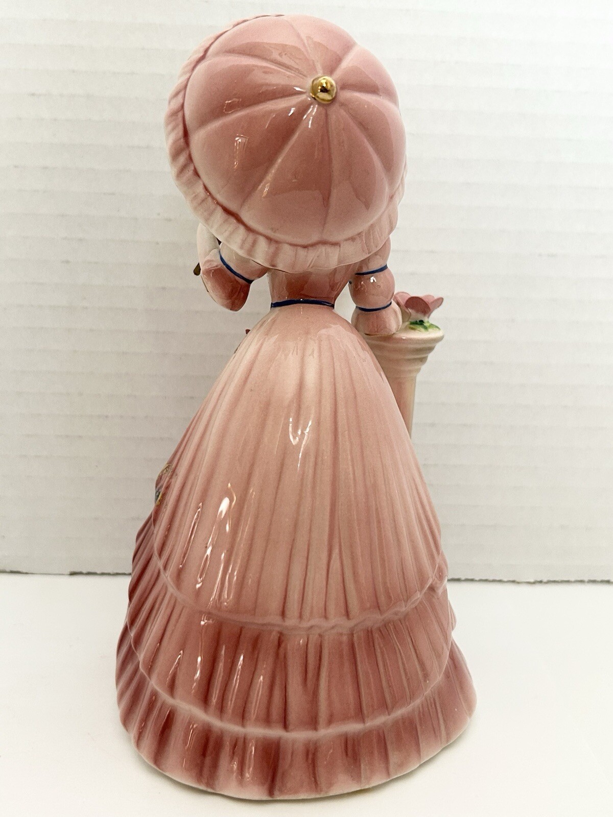 Josef Originals Gibson Girl Melanie w/ Parasol Umbrella Figurine Pink Dress