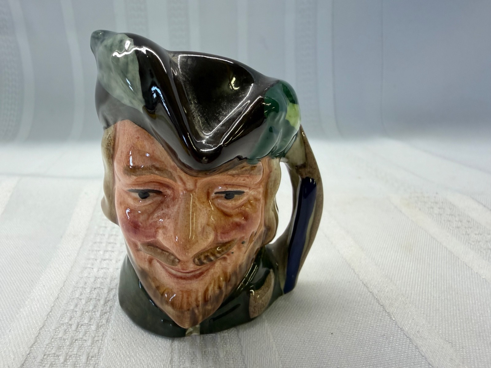 Royal Doulton Mini Character Jug Mug – Robin Hood (D6541) – 1959
