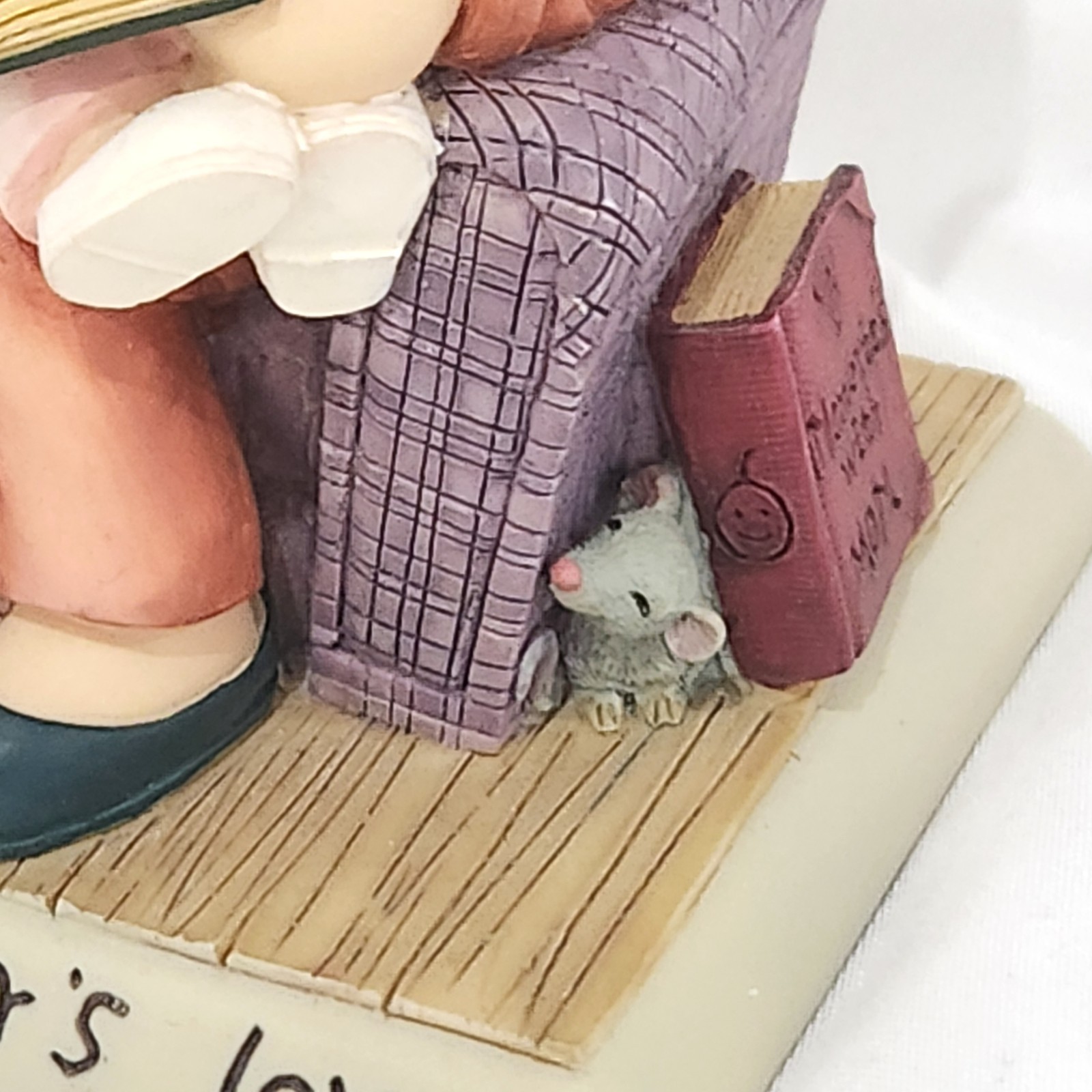A MOTHER’S LOVE Zingle Berry Figurine memories of dear mom & me Mothers Day 1012