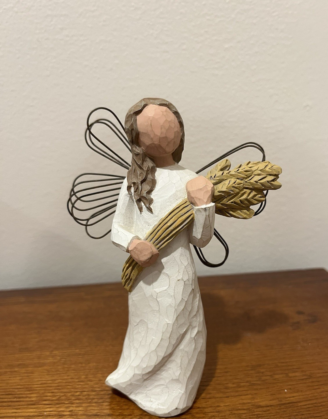 Willow Tree, Demdaco, Susan Lordi “Angel Of Autumn” 2001