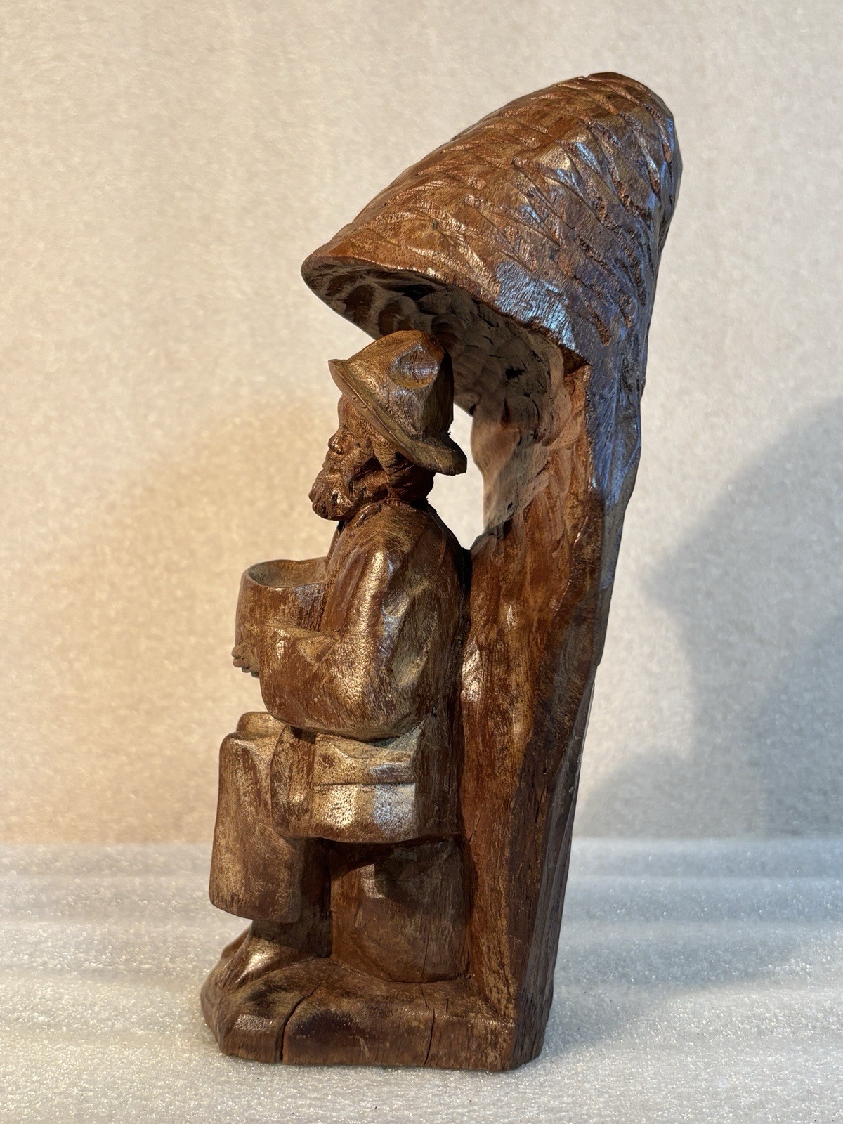 Quebec Canadian Wood Carving Of Old Man Hobo Traveler Artisan Hand-Carved