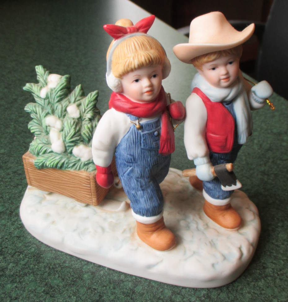 Home Interiors HOMCO Denim Days Figurine Bringing Home the Tree 15314-01