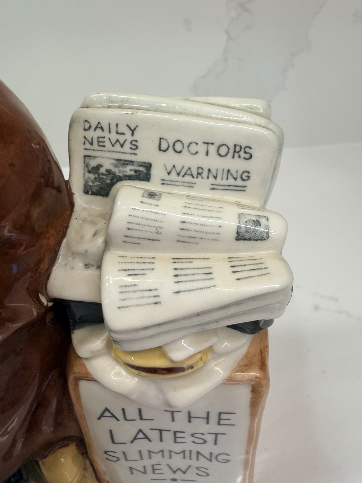 Royal Doulton 1976 Stop Press HN2683 Character Figurine Newspaper Seller