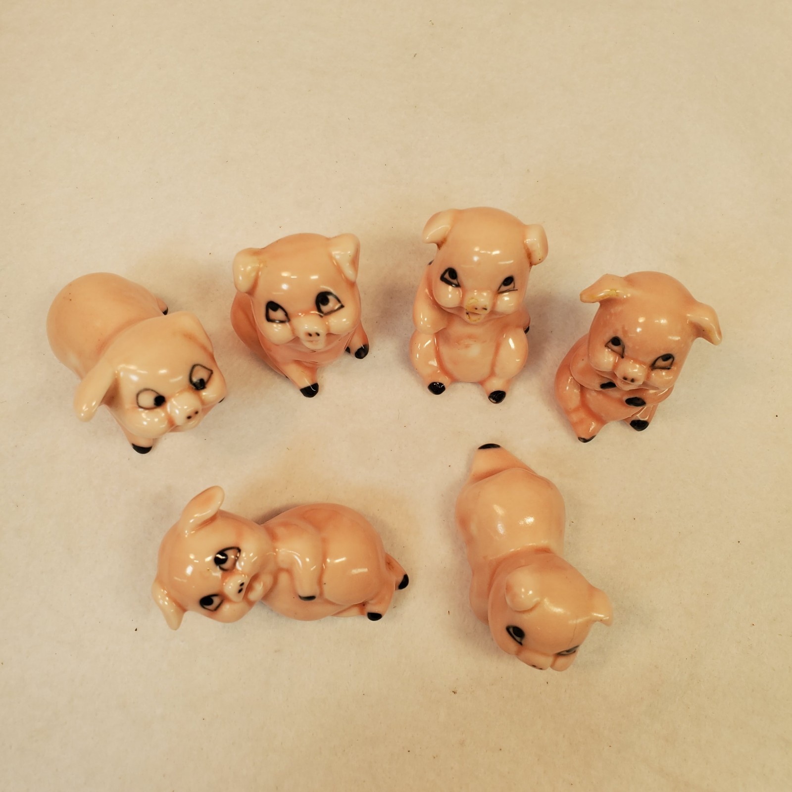 6 Little Pigs – Josef Originals Miniature Bisque Porcelain Pigs Set Of 6 Japan
