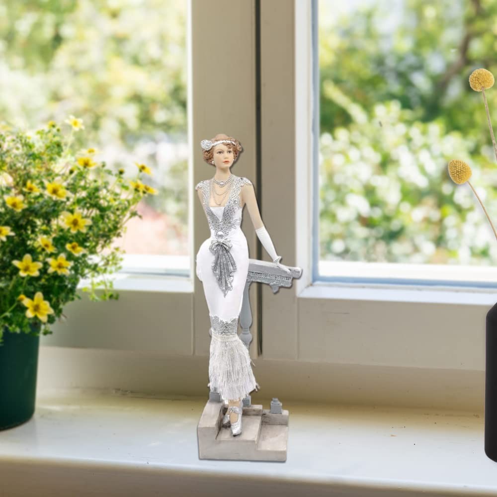 Comfy Hour Glamour Elegance Victorian Style Lady Collection Standing Lady