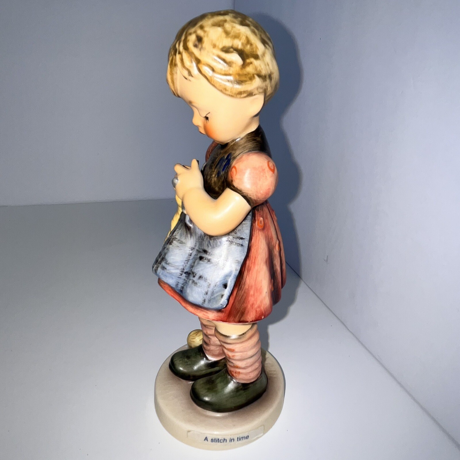 Goebel Hummel “A Stitch in Time” Figurine #255 TMK5 LG 6.75”x2.5” Girl Knitting