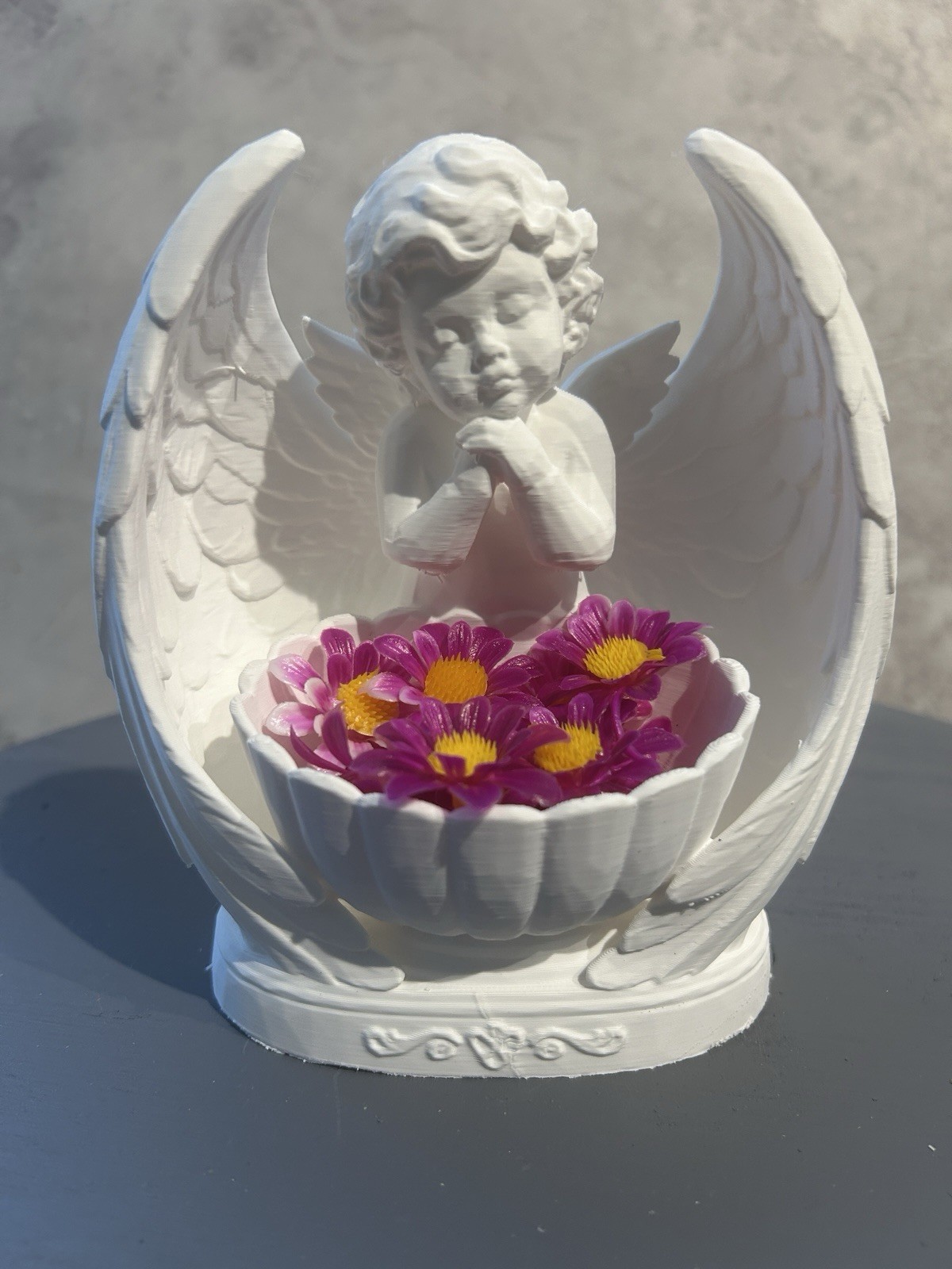Serene Angel Memorial Figurine Guardian Angel Statue for Home Decor