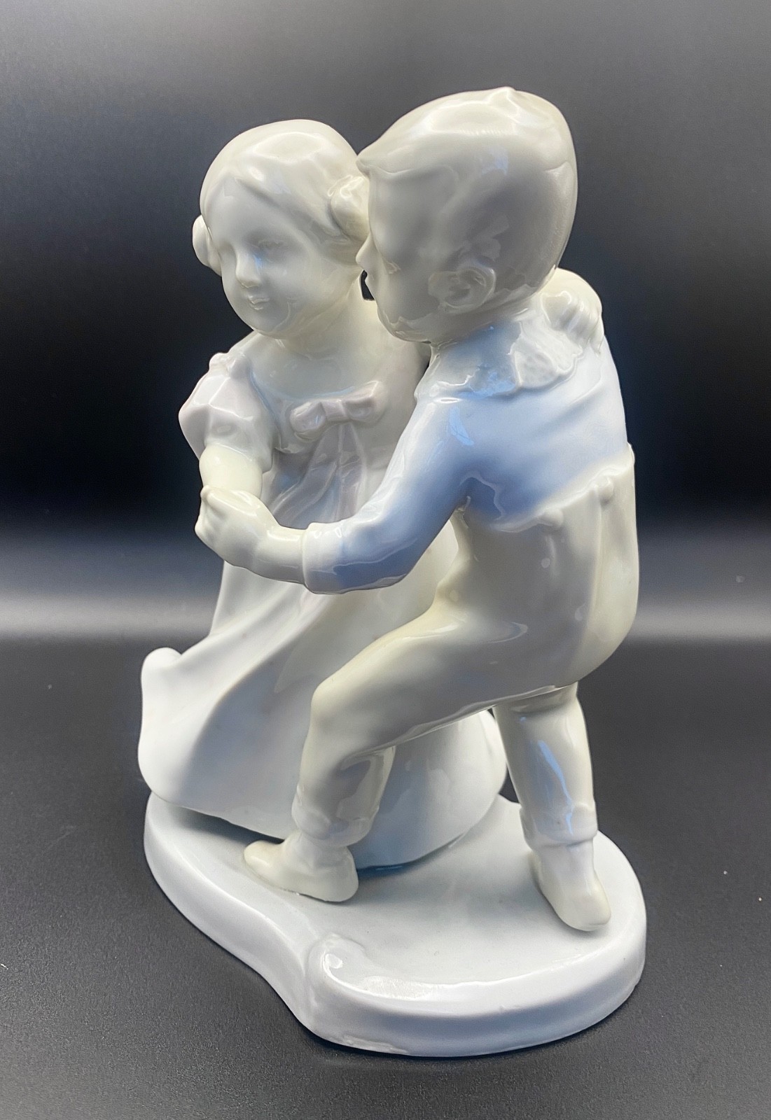 RARE Gebruder Heubach Dancing children Girl Boy porcelain figurine Large/0706