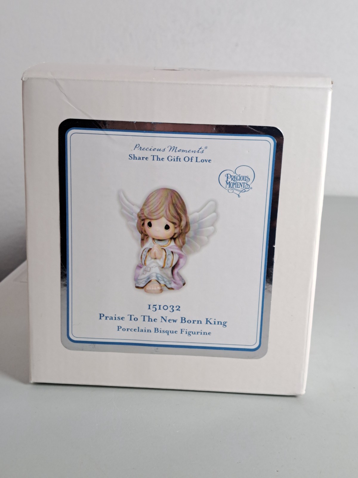 Precious Moments Share The Gift Of Love ‘PRAISE TO THE NEWBORN KING’ *RETIRED*