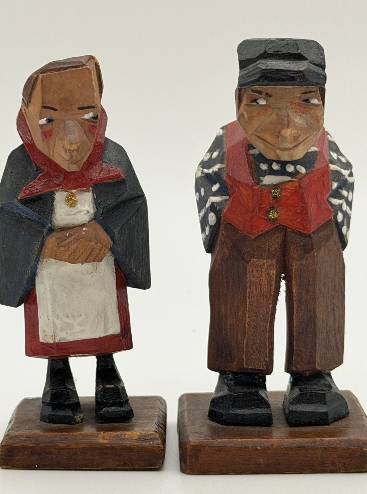 Vintage HAND CARVED wood figures- 1940’s SIGNED G. Wilson-Americana FOLK ART!