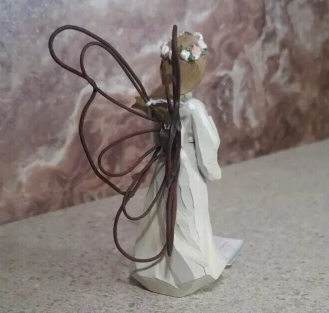 Angel Accents by Roman Inc Vintage 2002 April Tulips Fame Figurine 4″ NEW