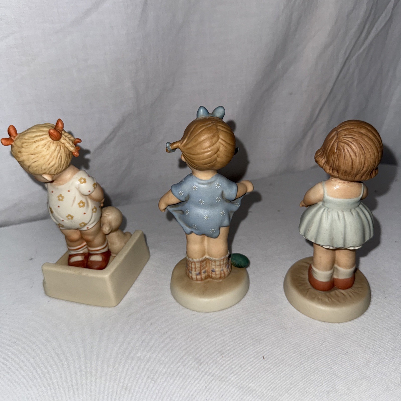 Memories of Yesterday Figurines Lot of 3 – 1987, 1988, 1997- Mint- No Box- Girls