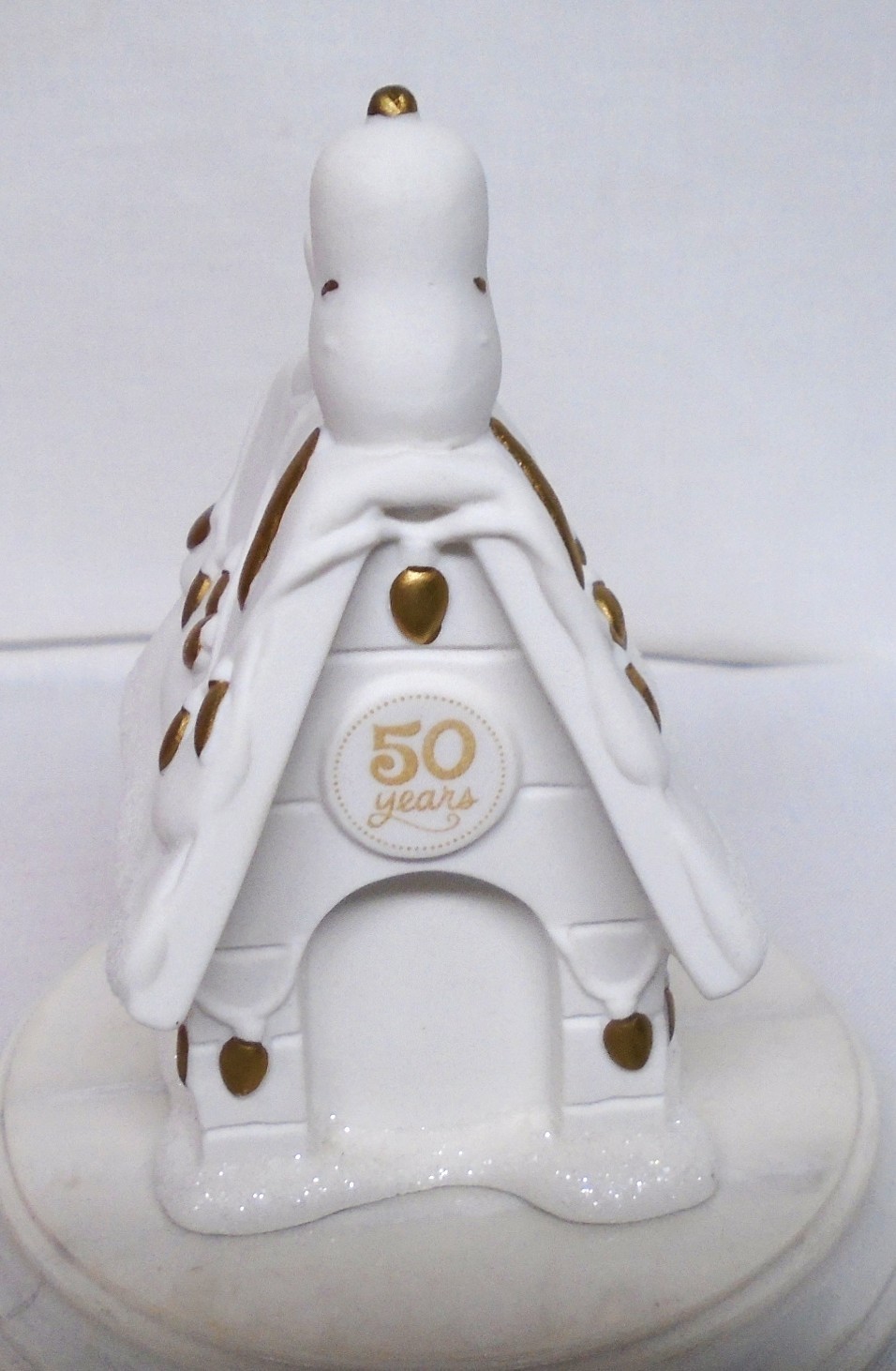 Hallmark Peanuts Gang Ornament 50th Anniversary Doghouse 2015 Snoopy Woodstock U