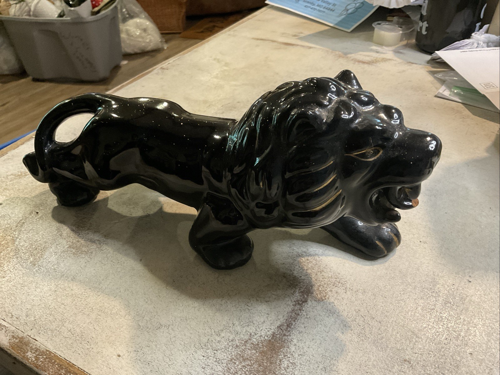 VINTAGE MID-CENTURY MODERN (MCM) BLACK & GOLD 12″ LION-JAPAN REDWARE CERAMIC