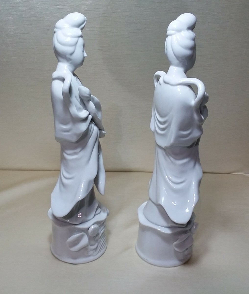 2 Geisha ORIENTAL GIRL HOMCO #1426 Cross Sword White Porcelain Figurine 12″