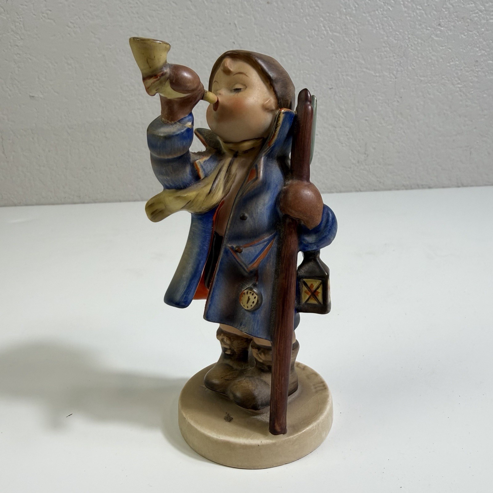 Vintage Goebel M.I. Hummel Figurine HEAR YE, HEAR YE Hum 15/0 TMK-5 West Germany