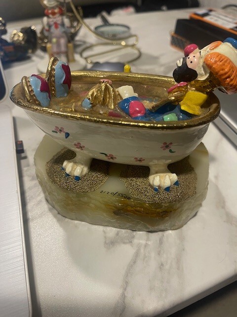 Ron Lee Hobo Joe in Claw Tub, No Vacancy (Ron Lee World of Clowns, 2120/5500