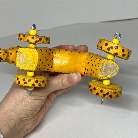 Toy Figure Cheetah Wooden Wood Hand Carved Painted On Wheels Folk Art African