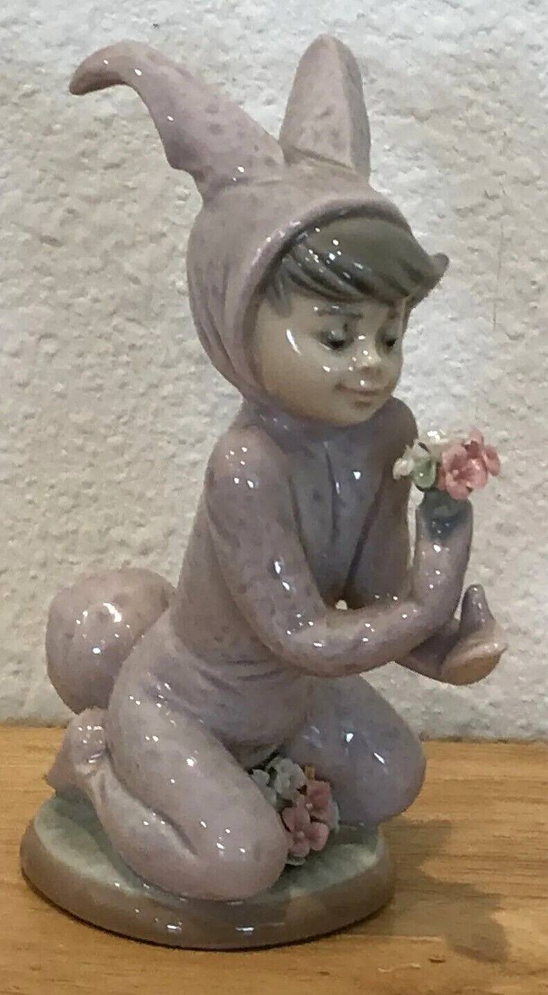 VINTAGE RETIRED LLADRO “BUNNY BOY WITH WILDFLOWERS” 1507 FIGURINE ORIGINAL BOX
