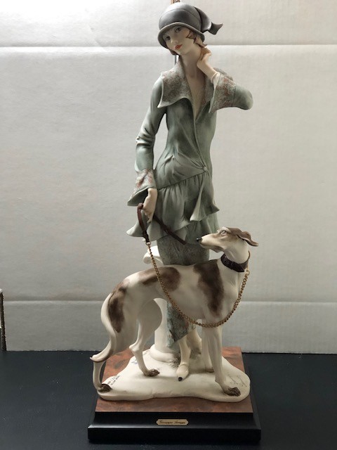 Giuseppe Armani porcelain figurine “Lady with Dog” #1117 of 5,000 WITH COA