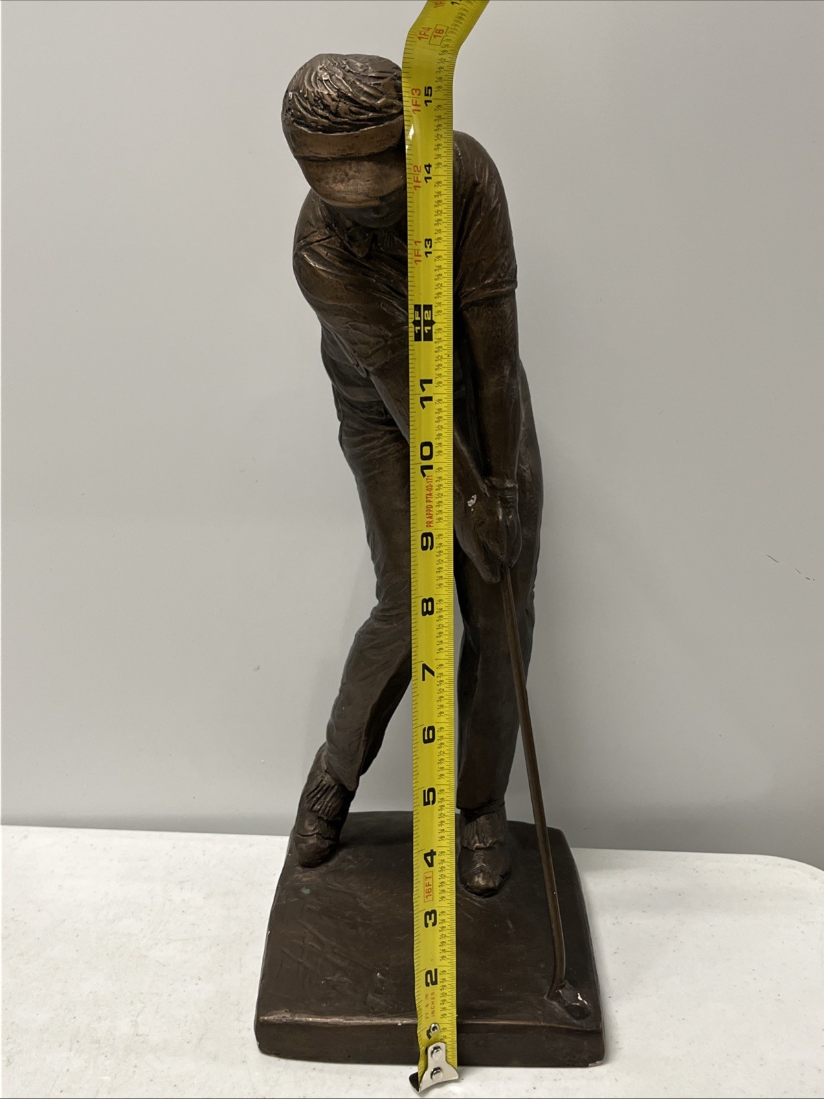 Ethan Allen Inc.1981 Golfer Figurine 15.5”