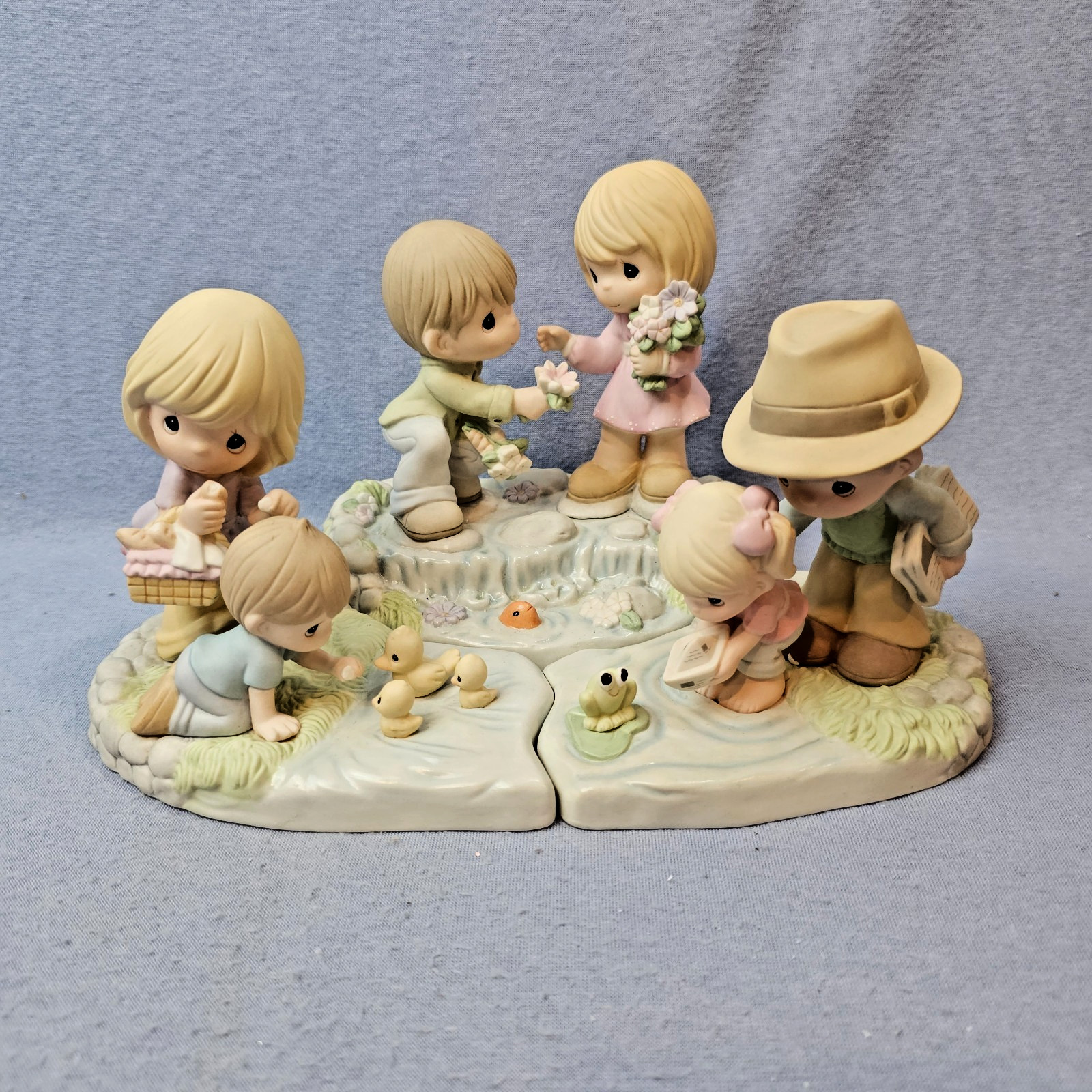 Precious Moments 2014 Collectors Club Loving Starts With You & Me Complete 3 pc