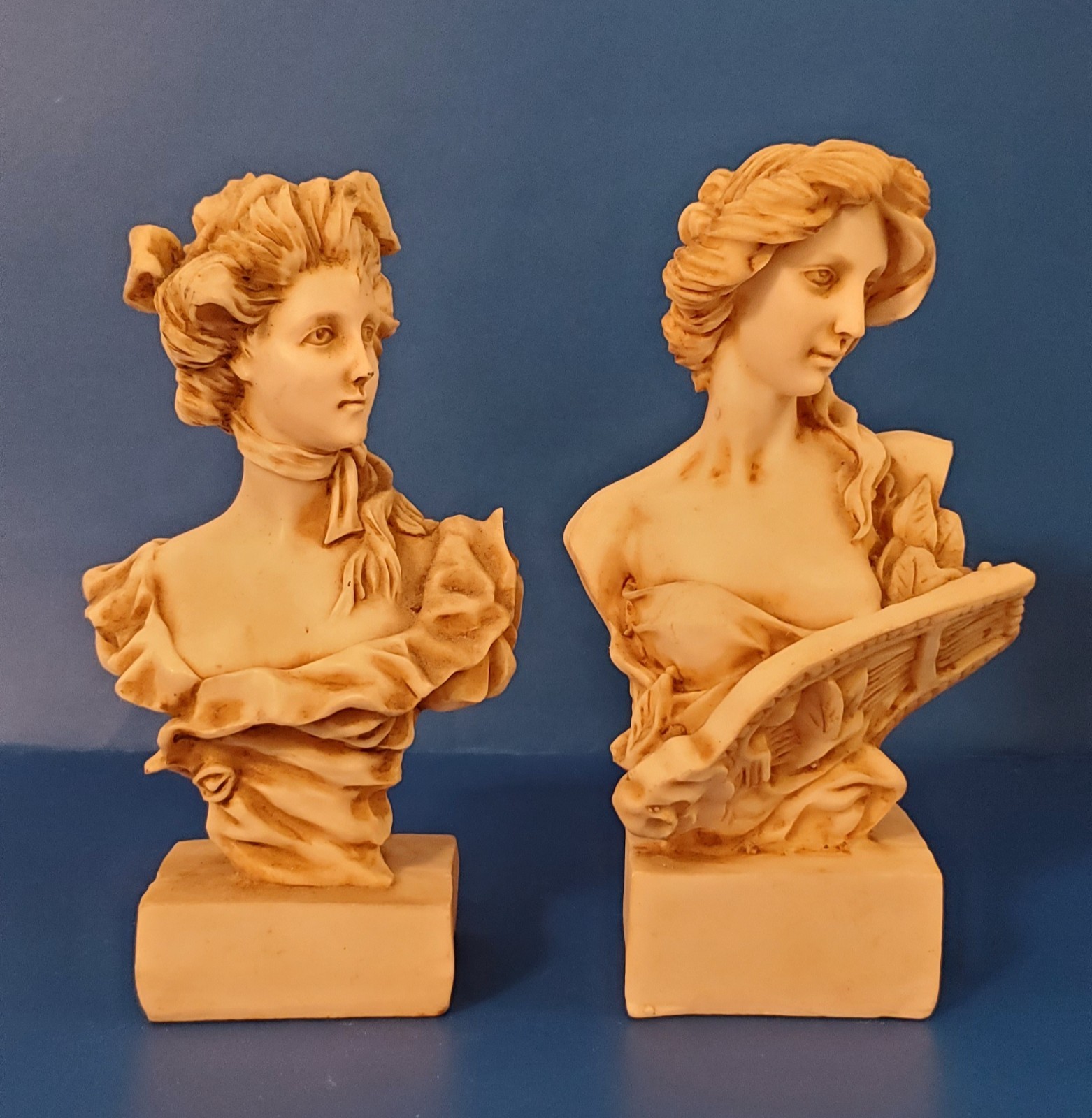 VTG 2 Intricately Detailed Resin Statuette Bust Artemis & Elizabethan Lady 5.5”