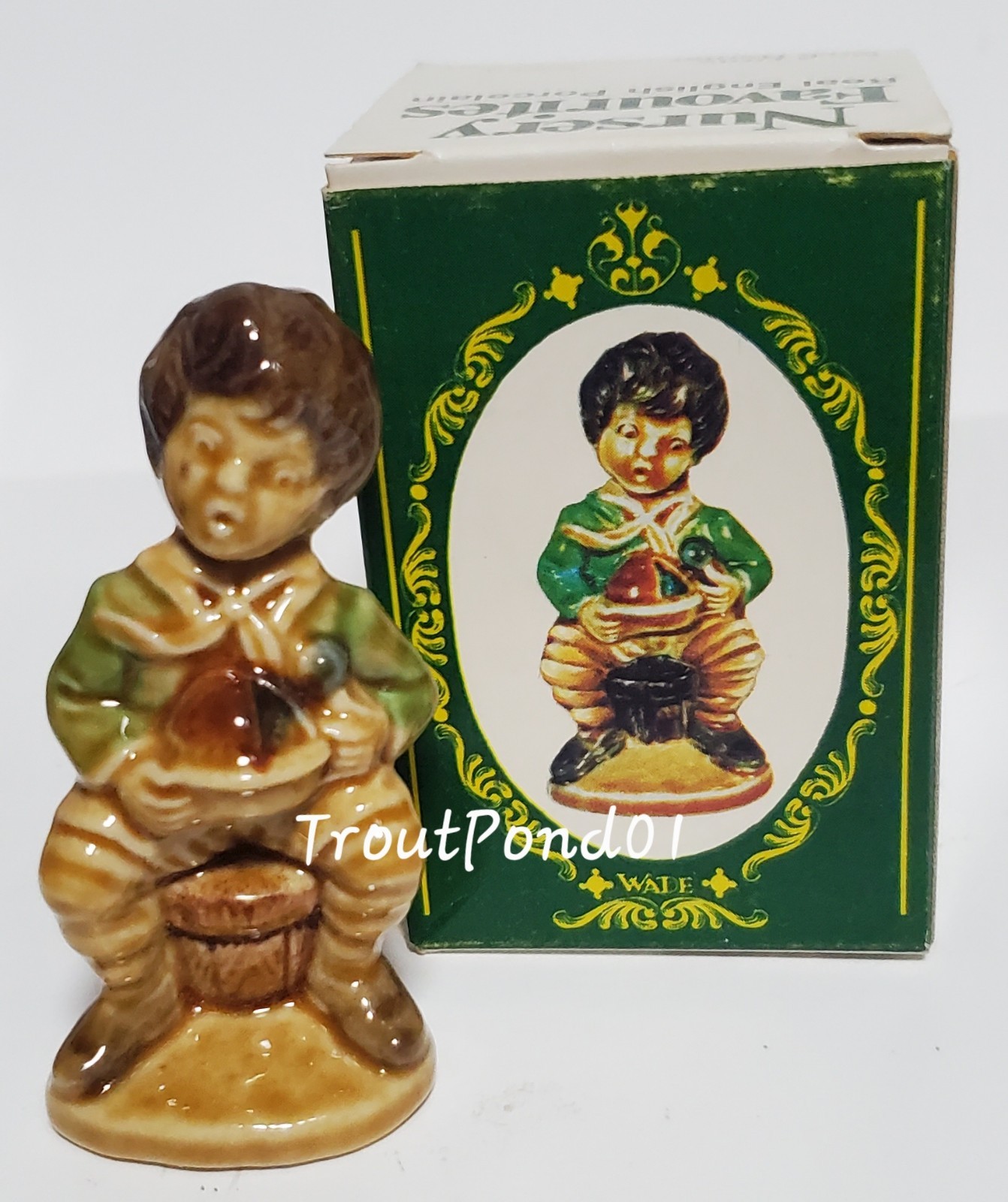 Wade Nursery Favourites Figurine #4 Set 1 1972 Little Jack Horner Blow Up w/ Box