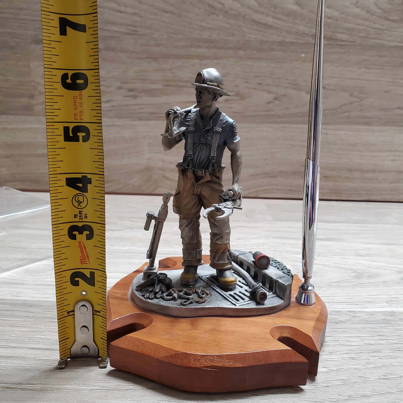 Firefighter Figure Statue Michael Roche 174/2500 Fine Pewter Pen Set