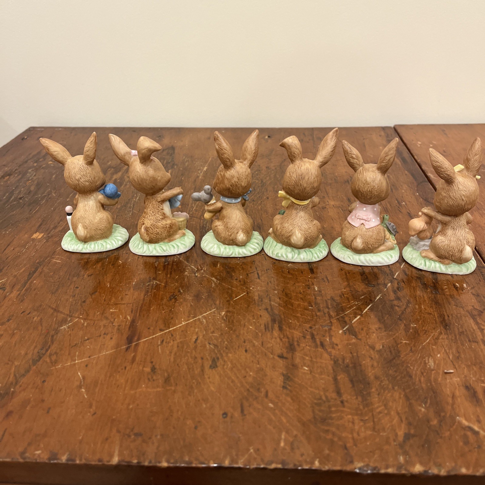 Vtg 6 1980’s Lefton Boy and Girl Bunnies Bunny Easter Eggs Figurines #05444