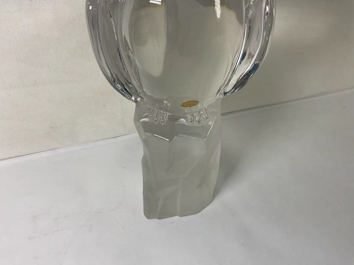 VV12 German the Crystal Very Beautiful Sculpture of an Egale is Preserved
